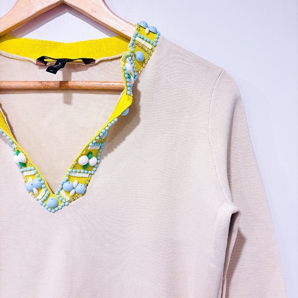 BCBGMAXAZRIA Two-Tone Beige & Yellow Beaded Trim Tunic Top | X-Small * - Picture 3 of 12